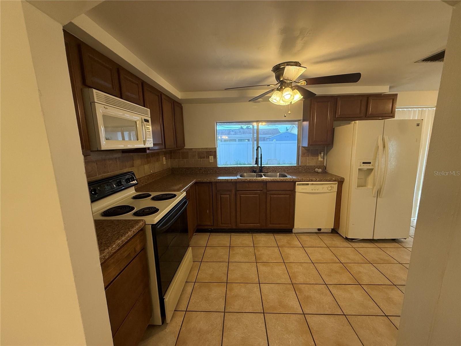 Image 13 of 18 For 3525 Springfield Drive