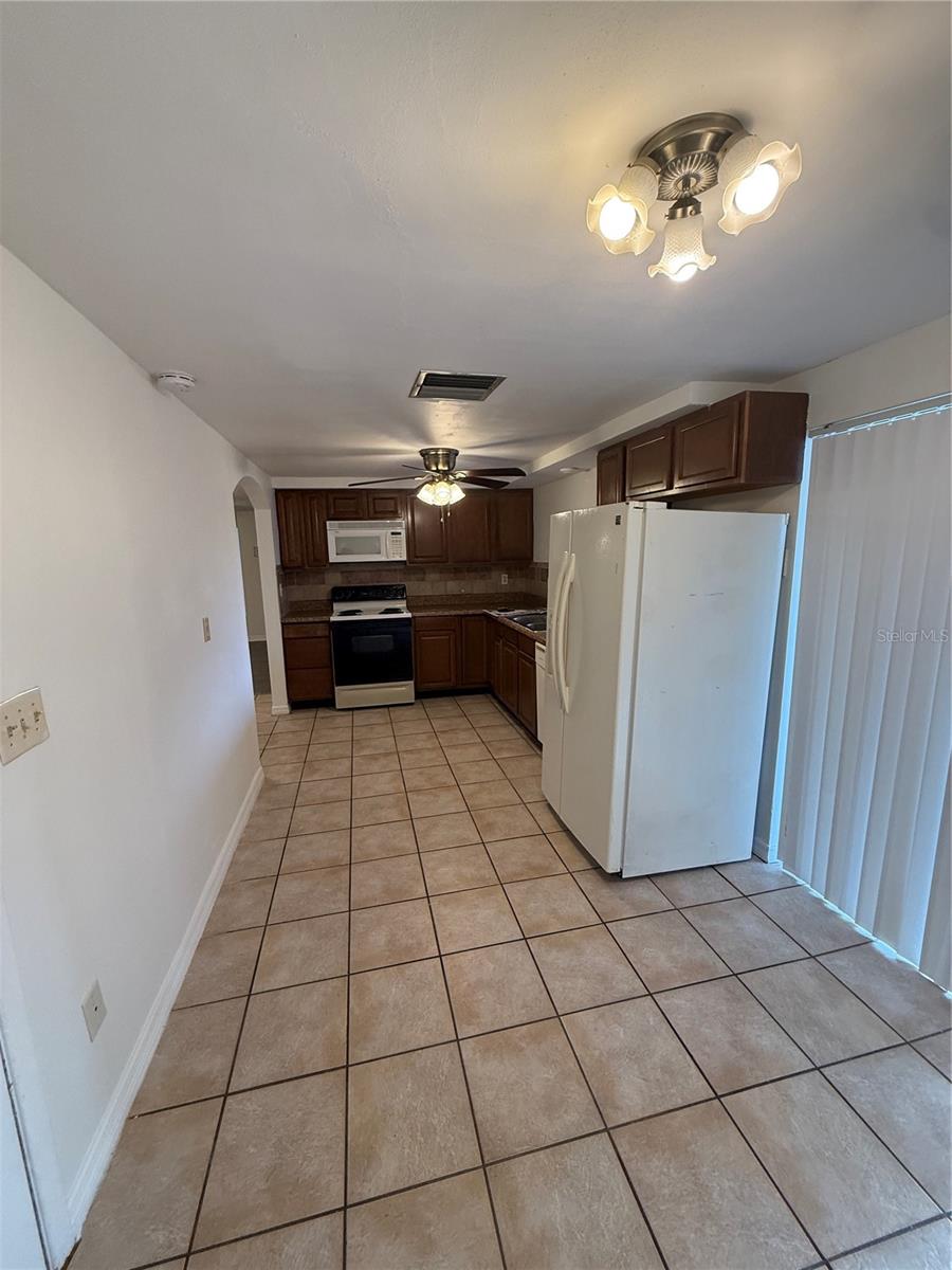 Image 15 of 18 For 3525 Springfield Drive