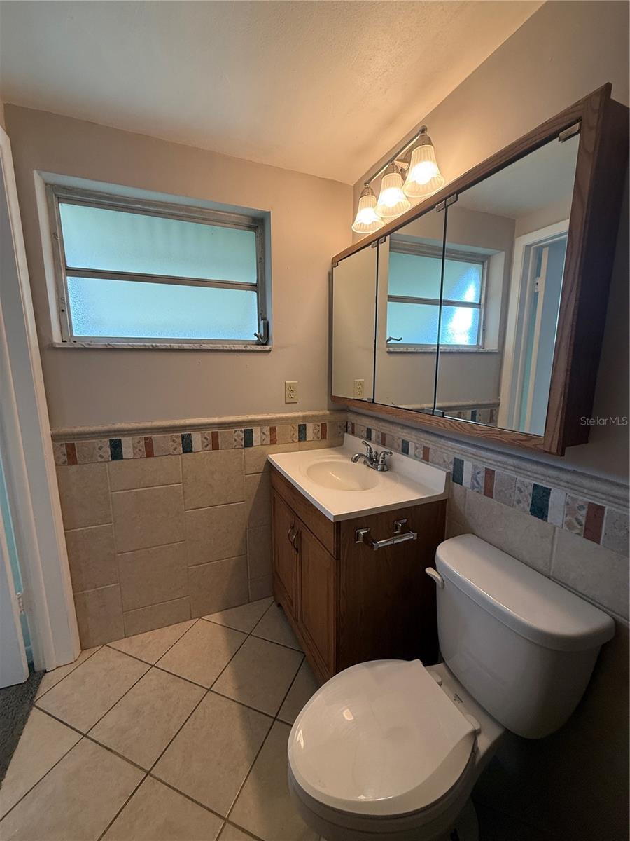 Image 4 of 18 For 3525 Springfield Drive