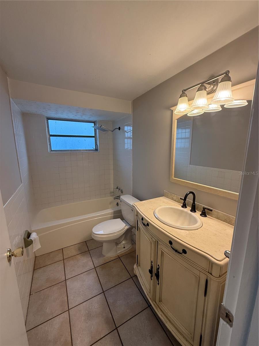 Image 7 of 18 For 3525 Springfield Drive
