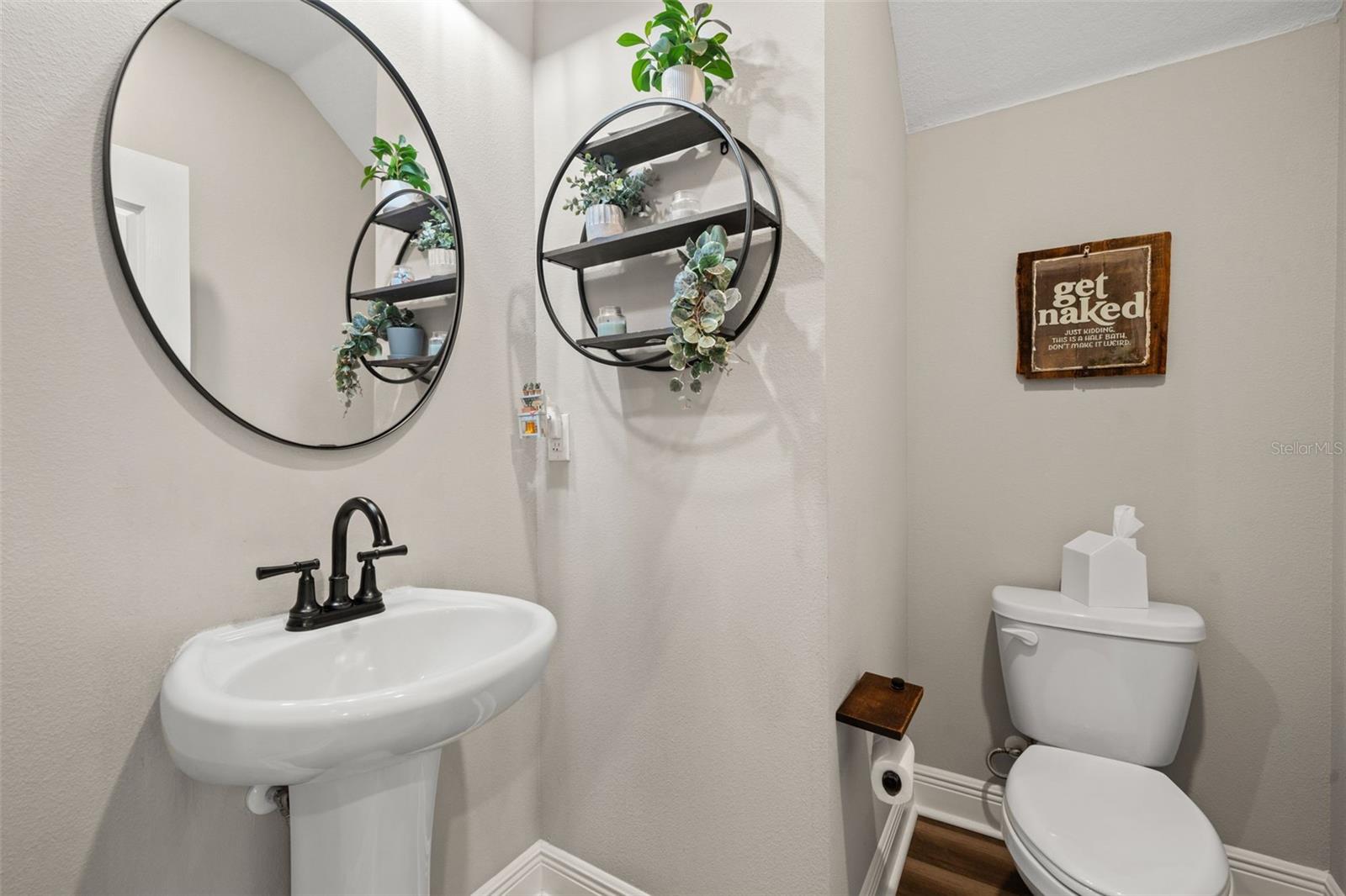 Image 43 of 100 For 8235 Abby Brooks Circle
