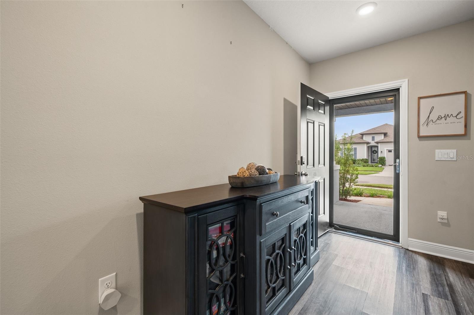 Image 8 of 100 For 8235 Abby Brooks Circle