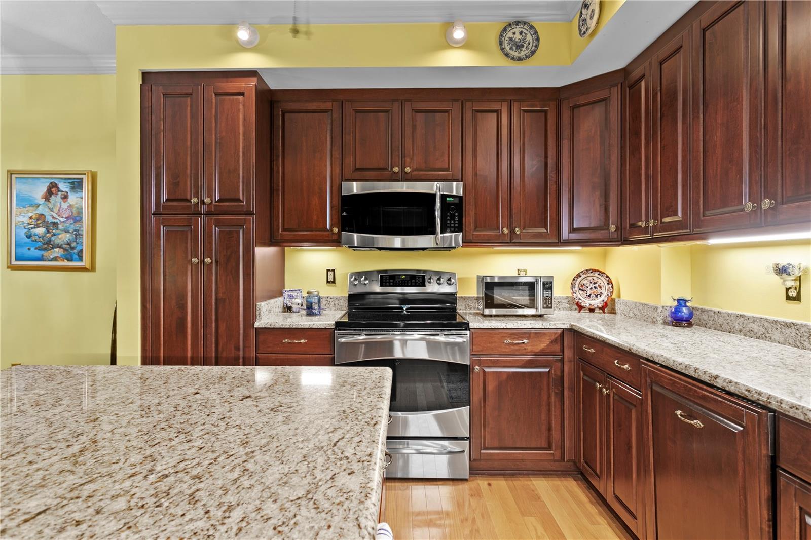 Image 18 of 38 For 1600 Macdill Avenue 204