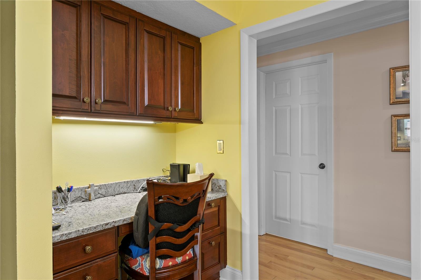 Image 21 of 38 For 1600 Macdill Avenue 204