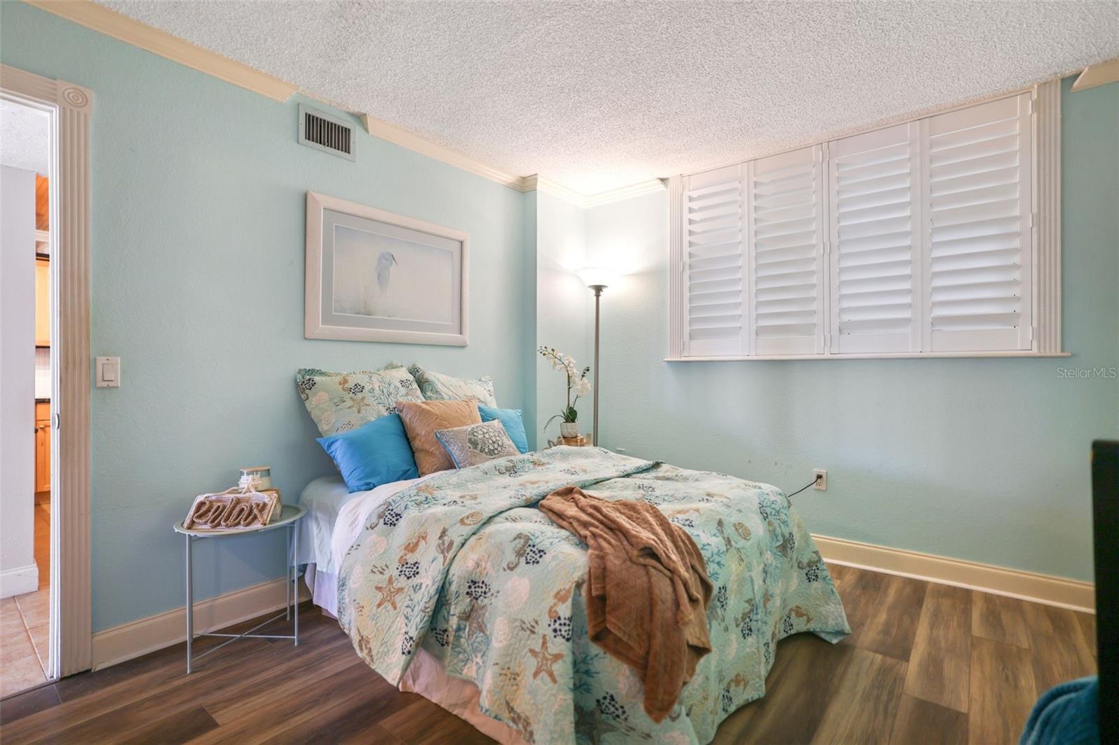 Image 16 of 58 For 18304 Gulf Boulevard 217