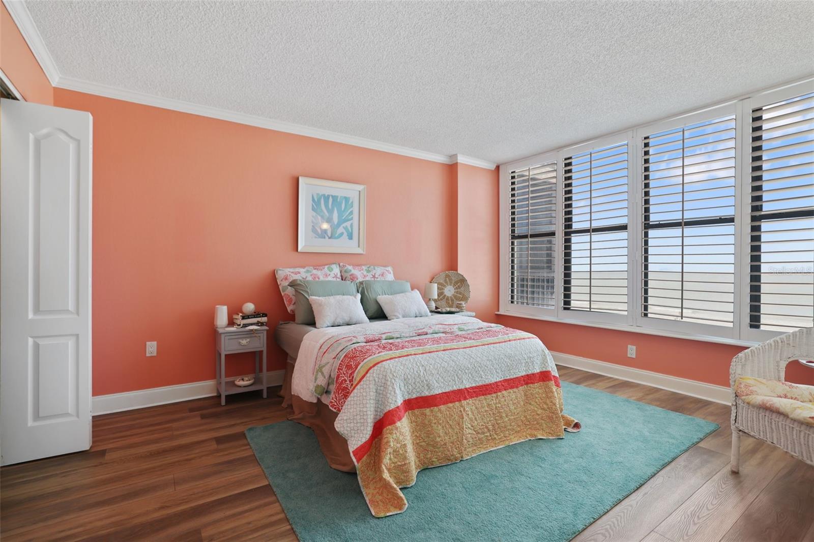 Image 19 of 58 For 18304 Gulf Boulevard 217
