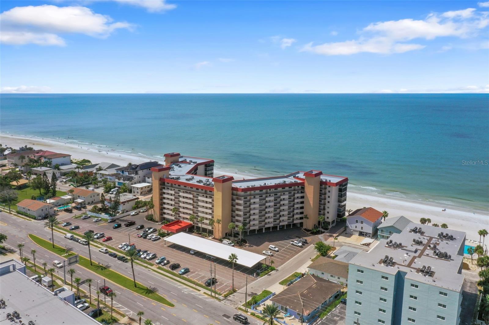 Image 53 of 58 For 18304 Gulf Boulevard 217