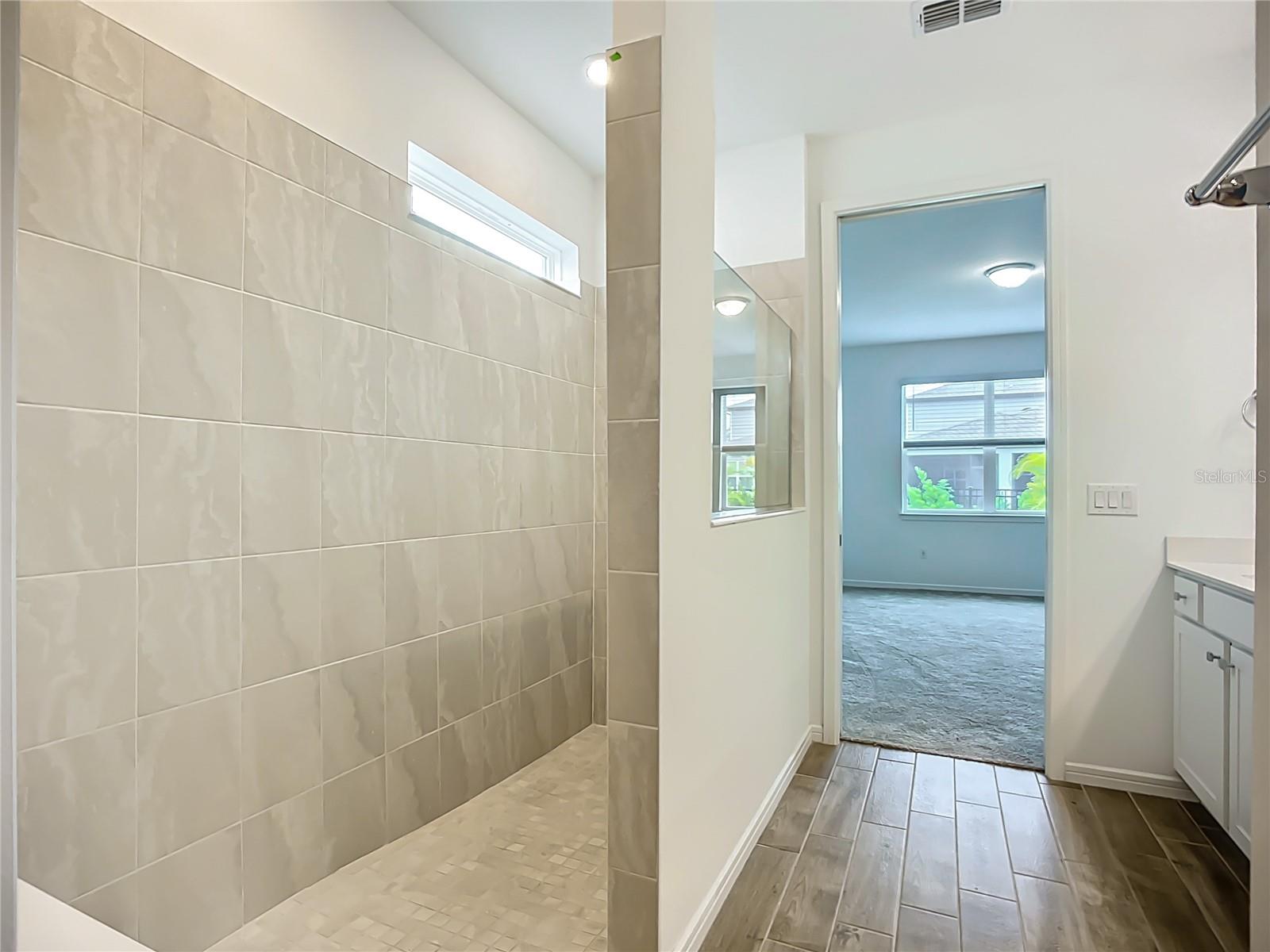 Image 16 of 32 For 10005 Patterson Way