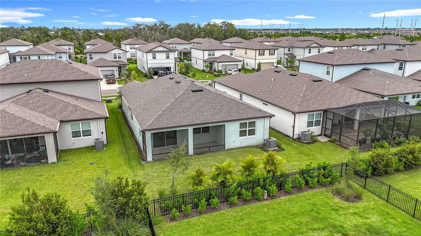 Image 28 of 32 For 10005 Patterson Way