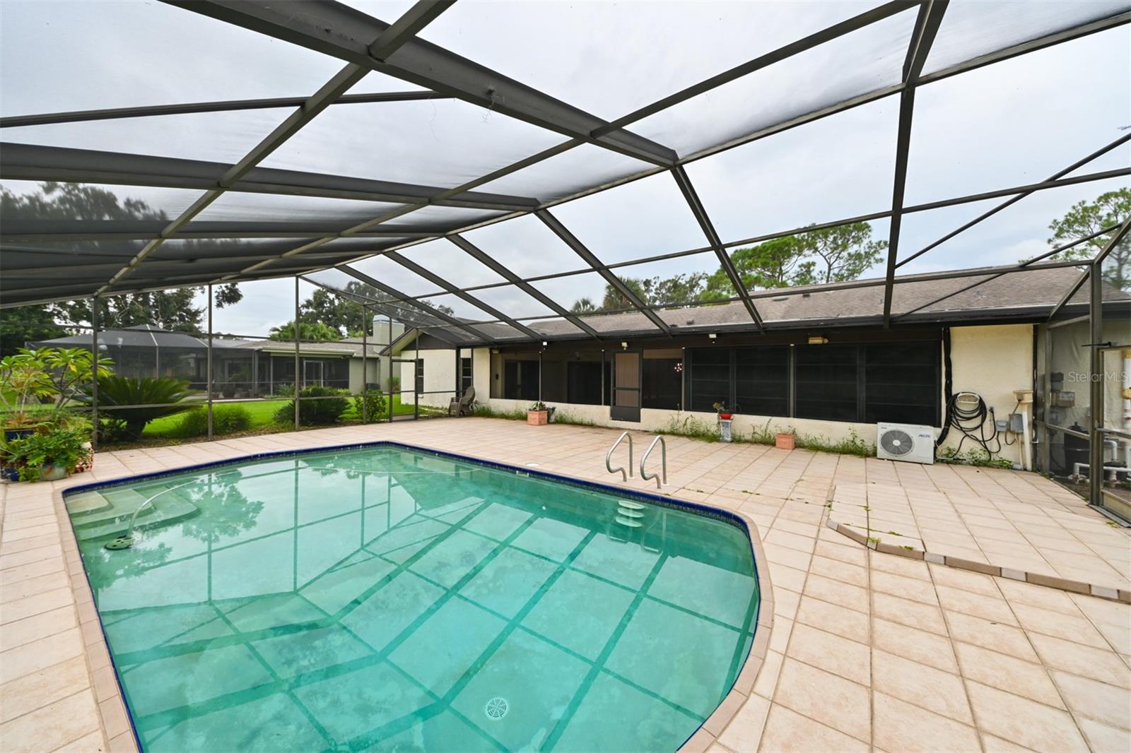 Image 17 of 48 For 13907 Wellesford Way