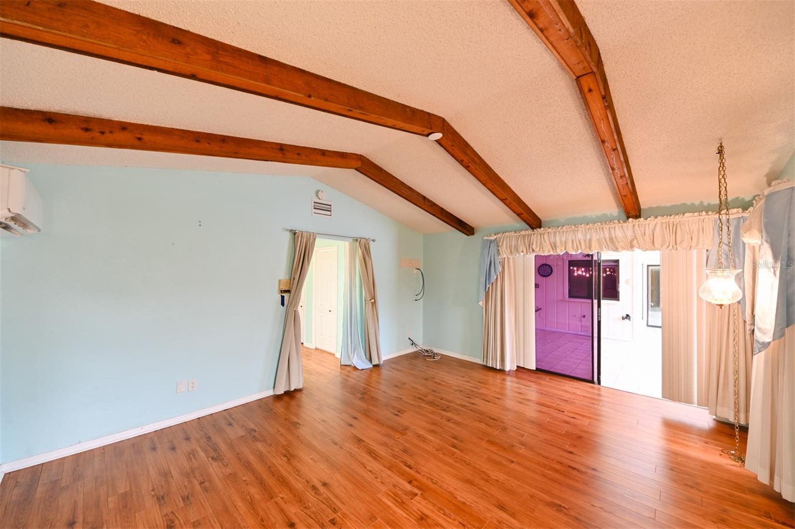 Image 19 of 48 For 13907 Wellesford Way