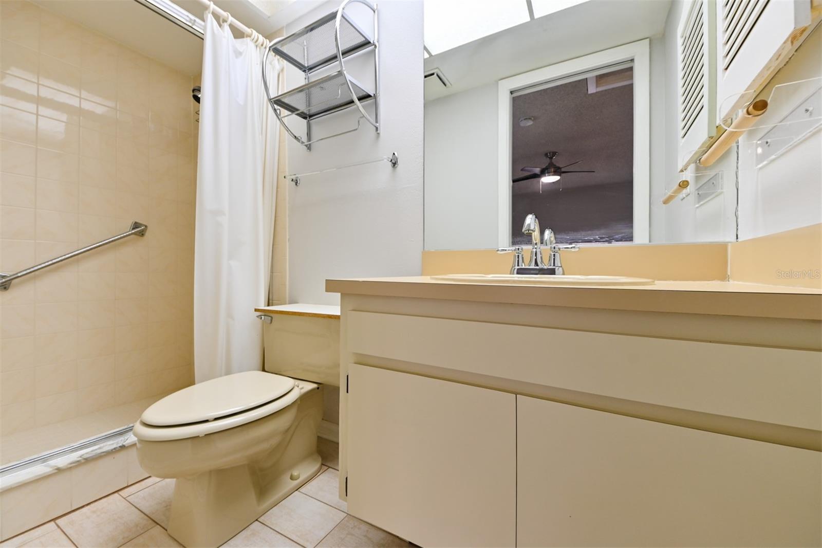 Image 28 of 48 For 13907 Wellesford Way