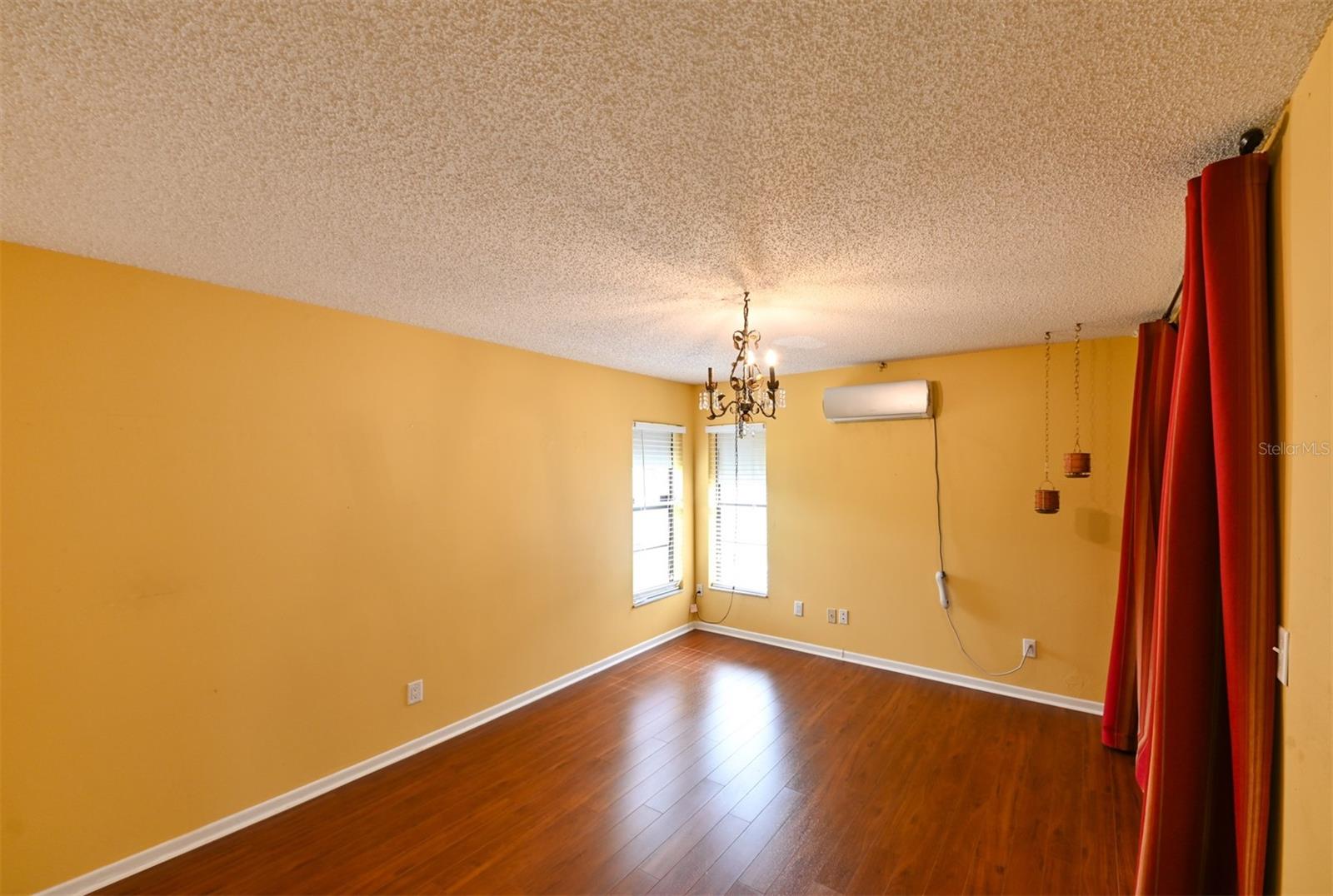 Image 31 of 48 For 13907 Wellesford Way