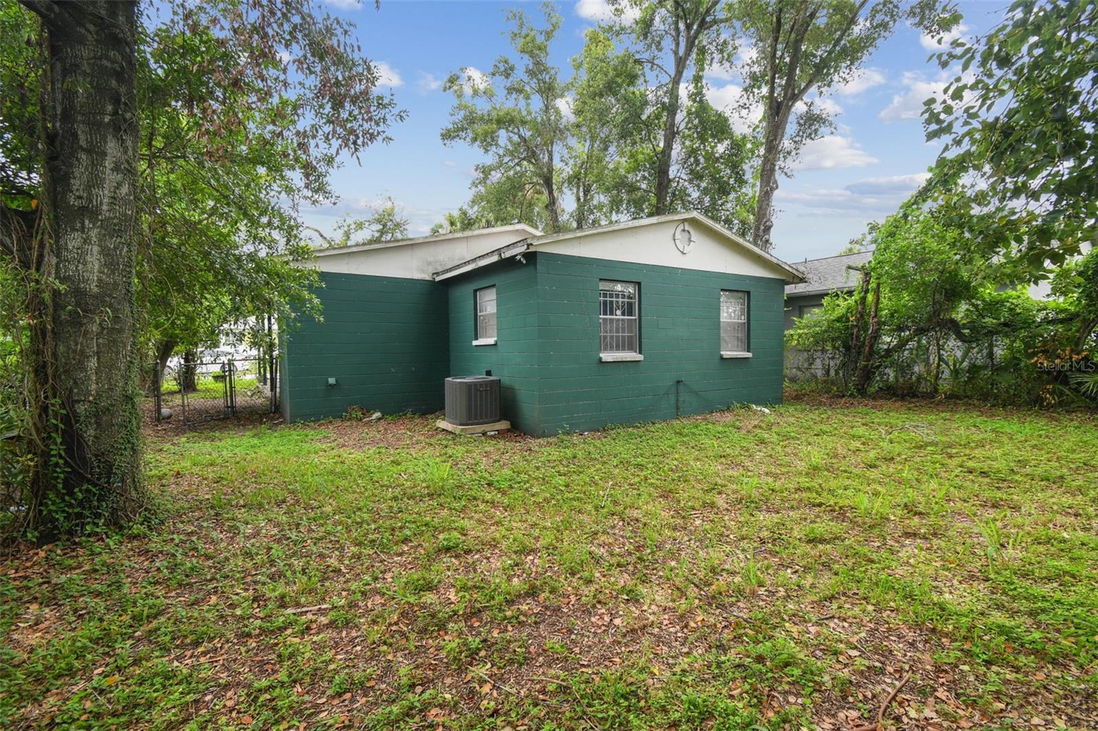 Image 14 of 16 For 2711 25th Avenue