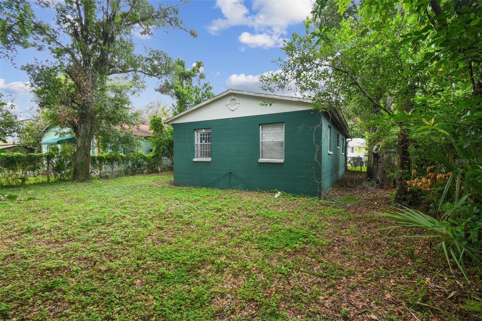 Image 15 of 16 For 2711 25th Avenue