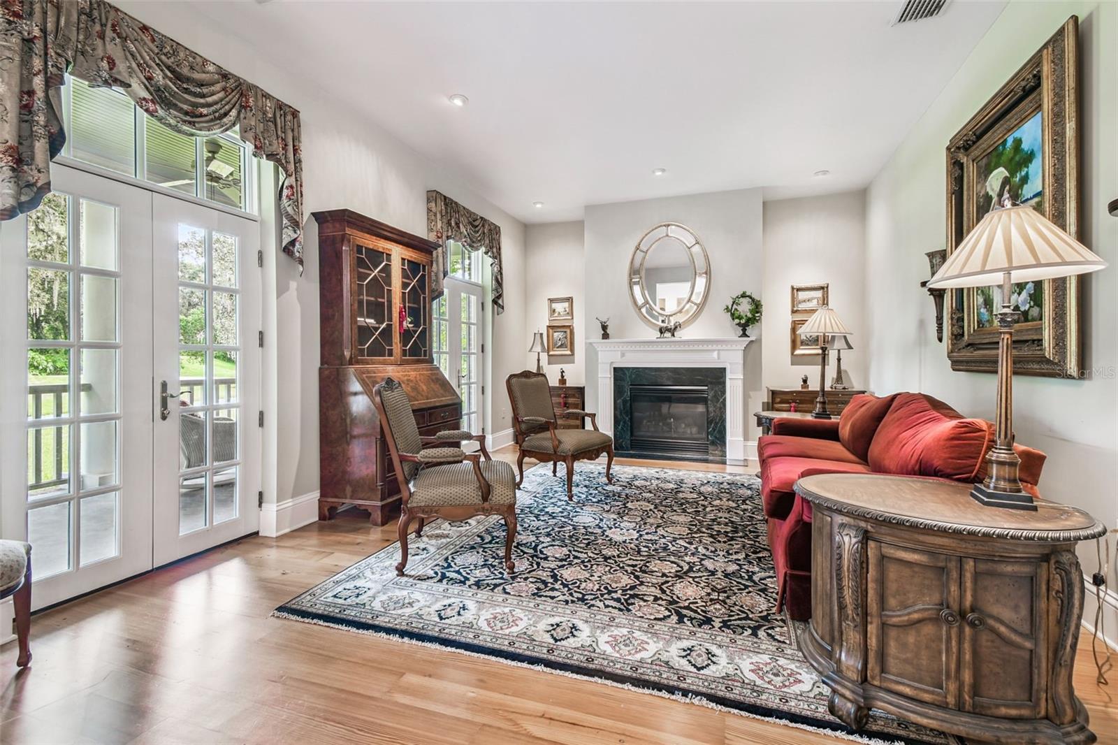 Image 14 of 71 For 2906 Pemberton Creek Drive