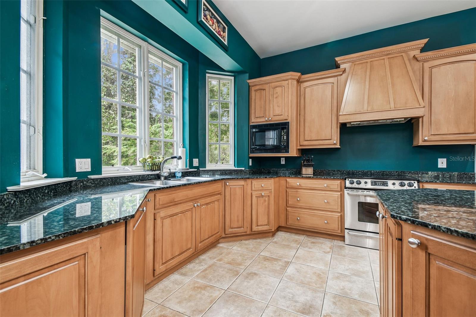 Image 23 of 71 For 2906 Pemberton Creek Drive