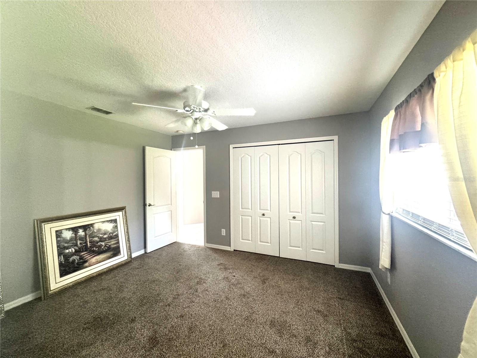 Listing photo id 35 for 10 Euphorbia Court