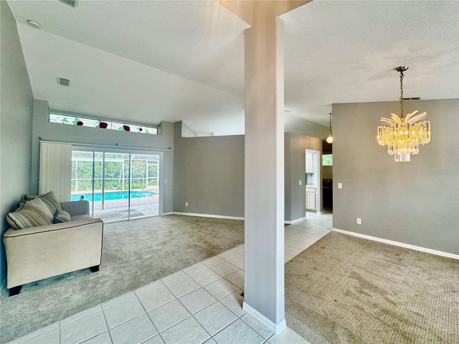 Listing photo id 5 for 10 Euphorbia Court