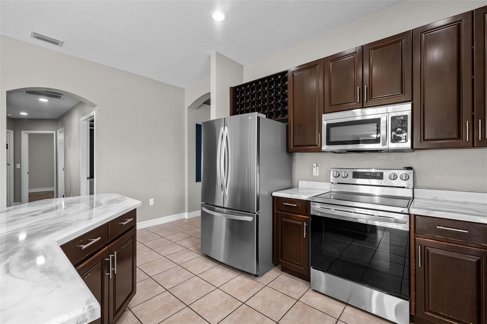 Image 7 of 12 For 5909 Wedgefield Drive
