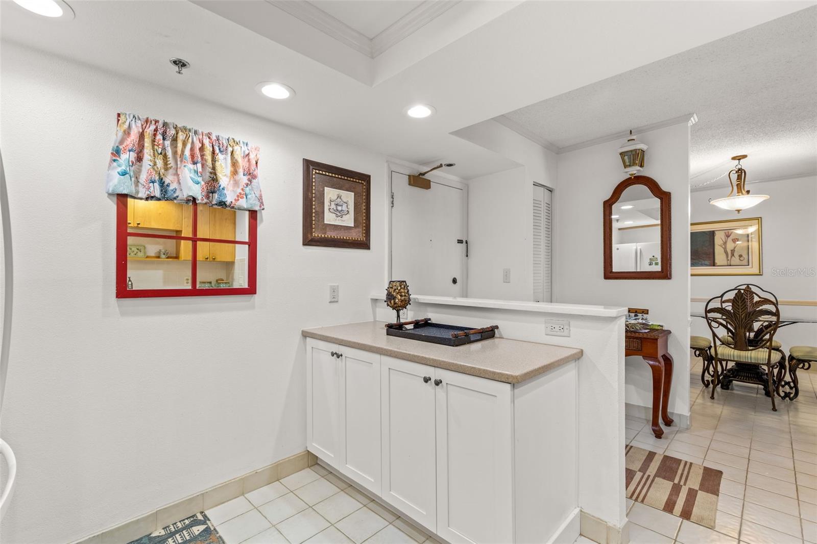 Image 10 of 45 For 1 Key Capri  104e