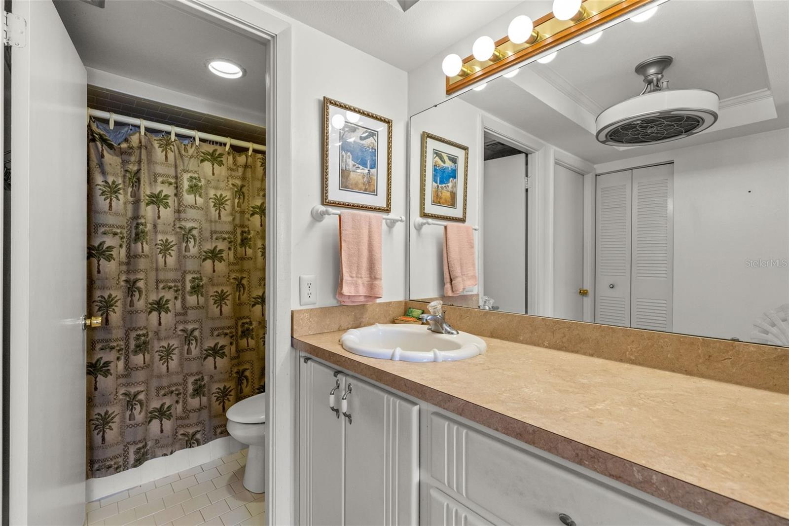 Image 20 of 45 For 1 Key Capri  104e