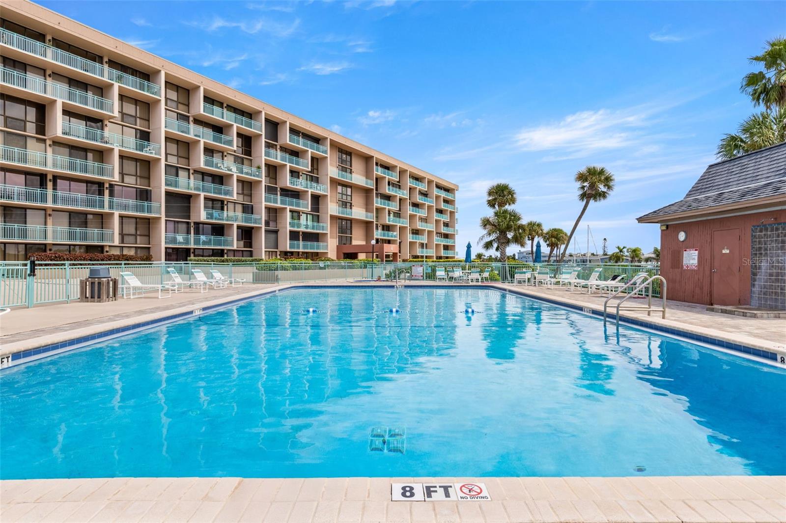 Image 32 of 45 For 1 Key Capri  104e