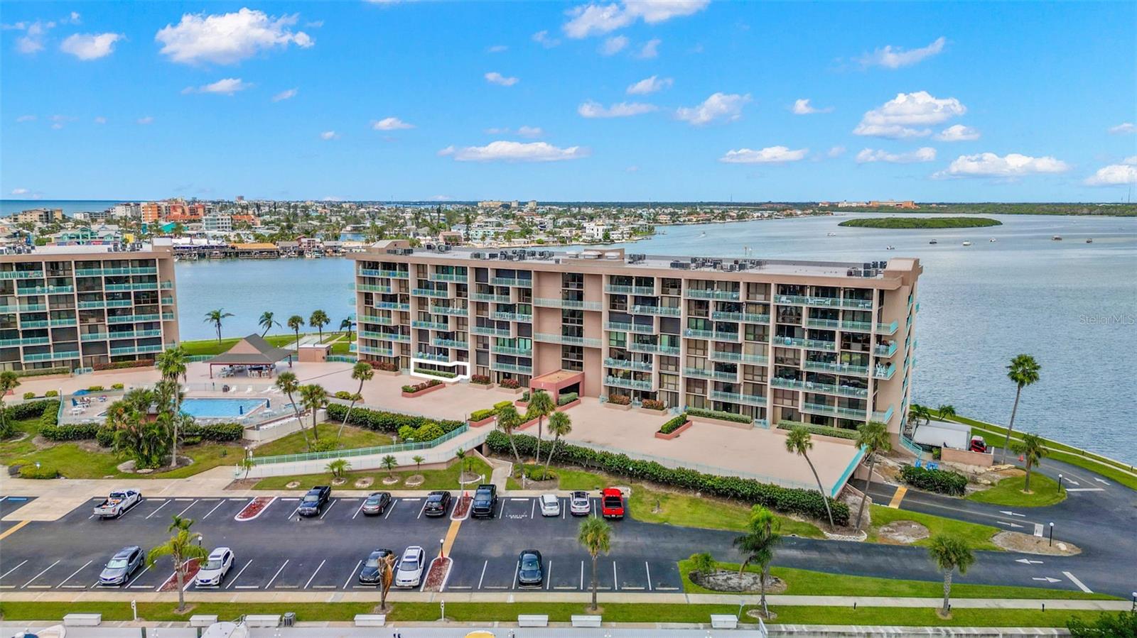 Image 36 of 45 For 1 Key Capri  104e