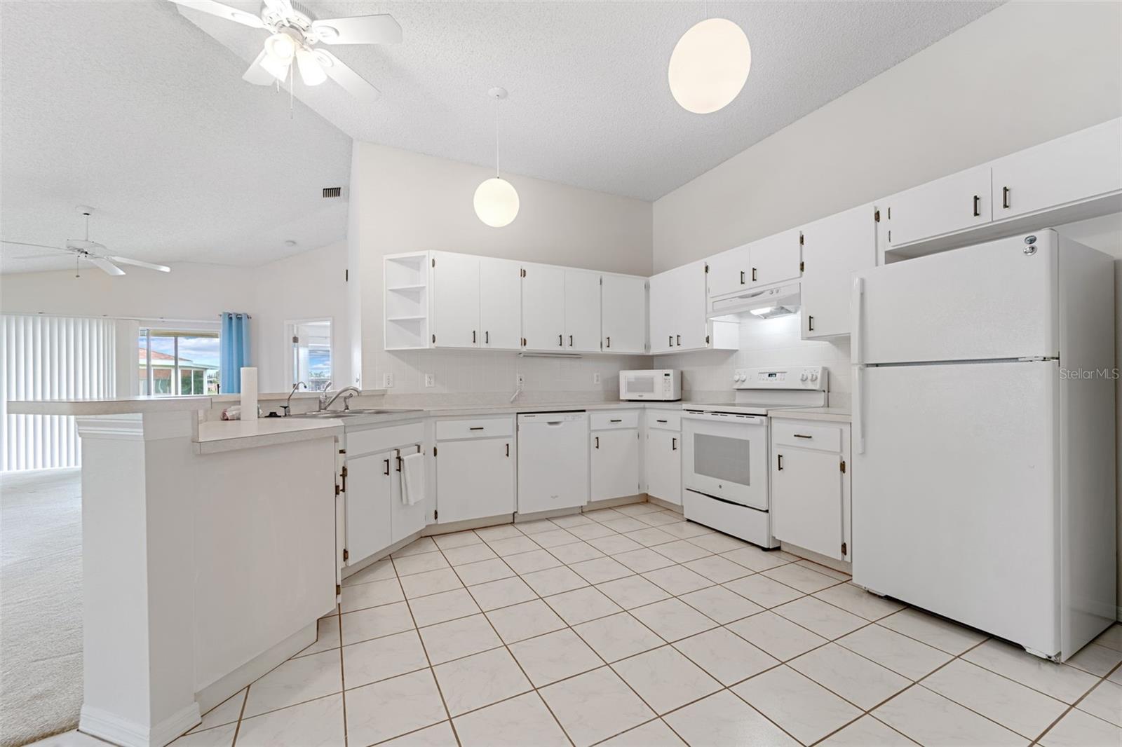 Image 9 of 43 For 2531 New Haven Circle