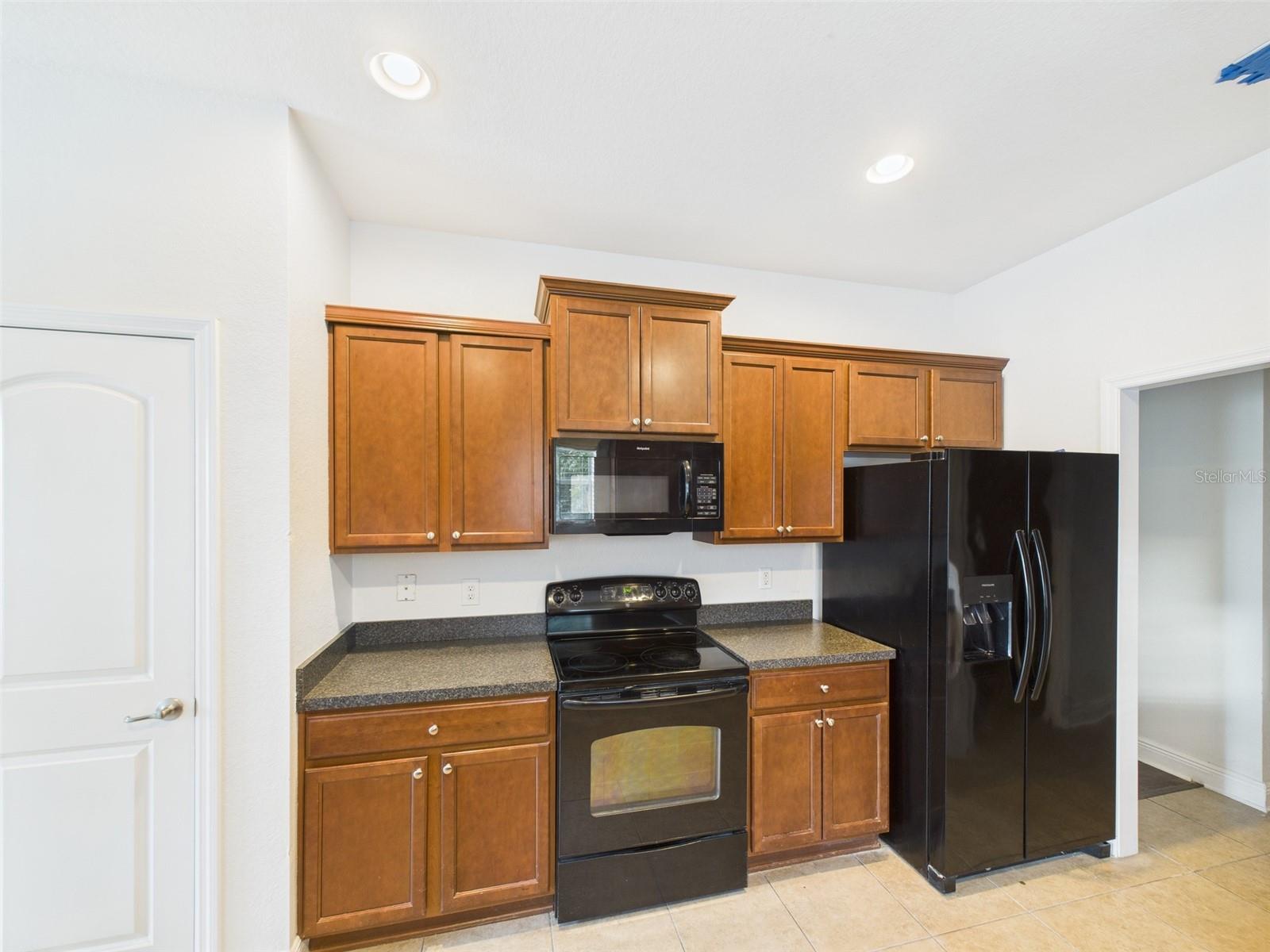 Listing photo id 8 for 14211 Edinburgh Moor Drive