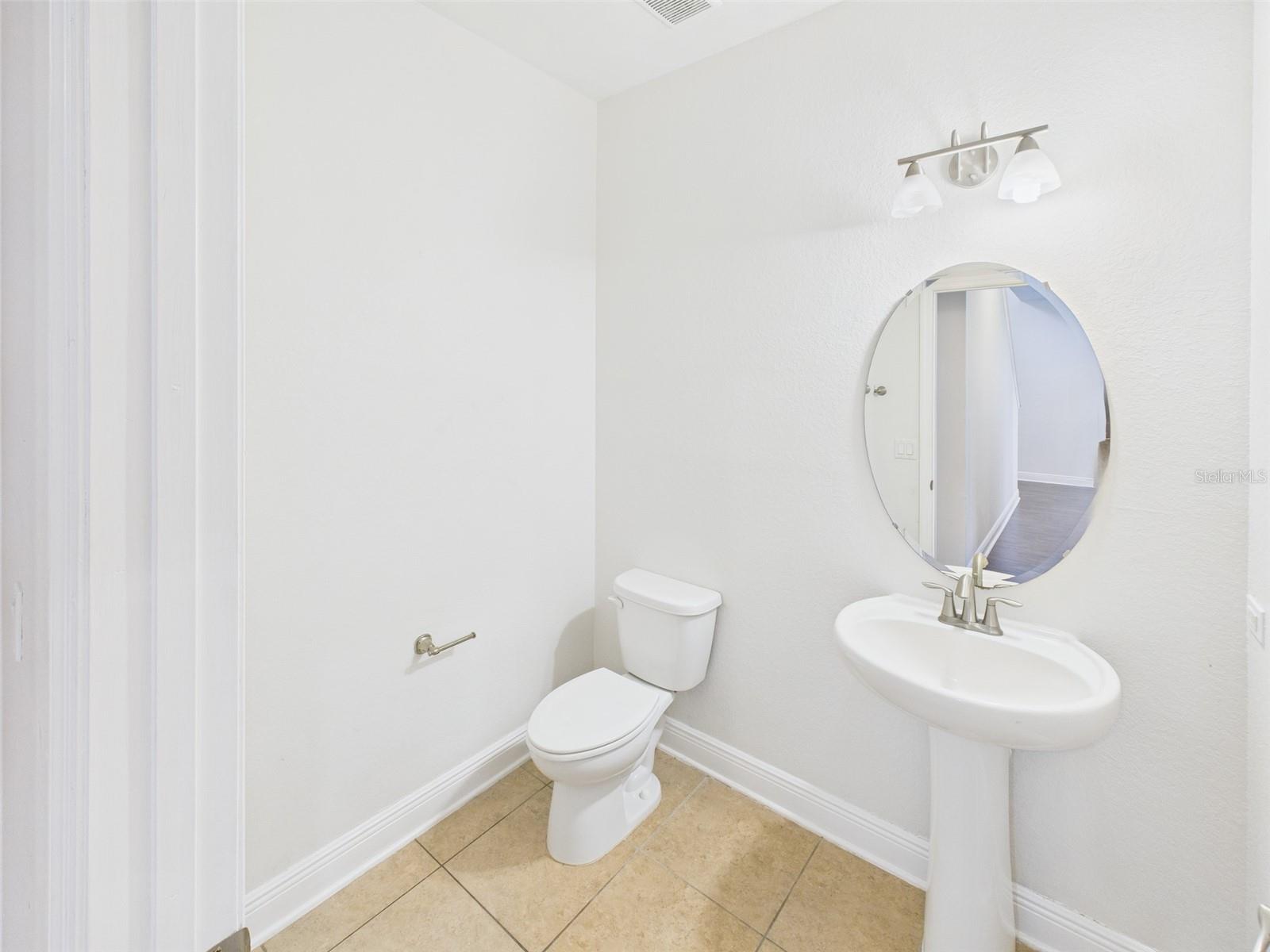 Listing photo id 10 for 14211 Edinburgh Moor Drive