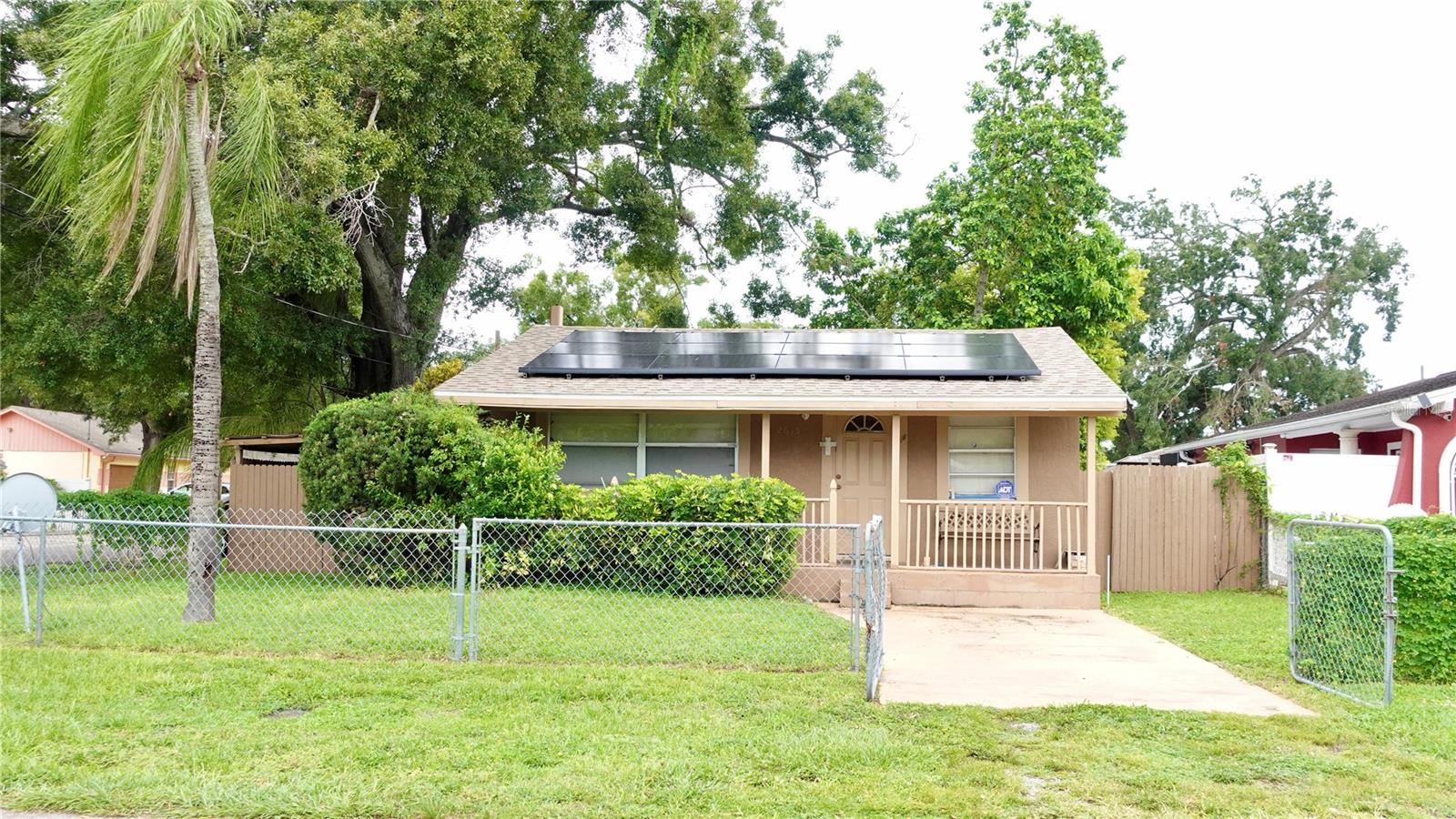 Image 2 of 21 For 2615 Comanche Avenue