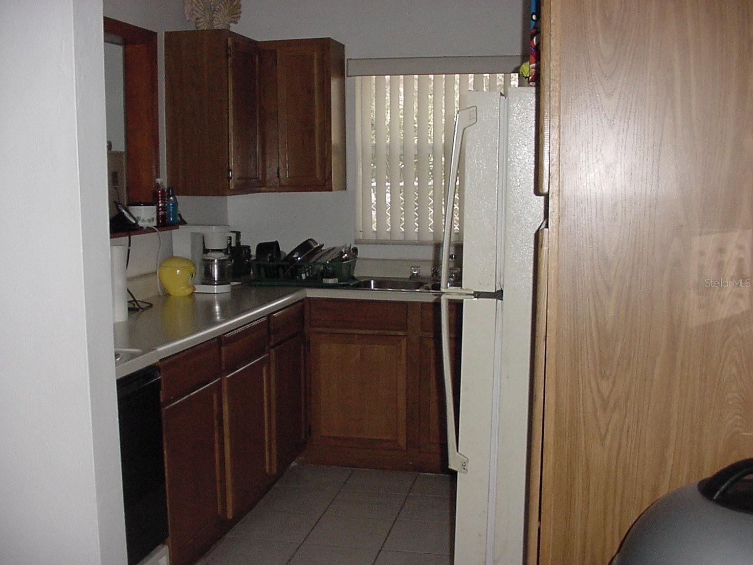 Image 4 of 4 For 3409 Lindell Avenue