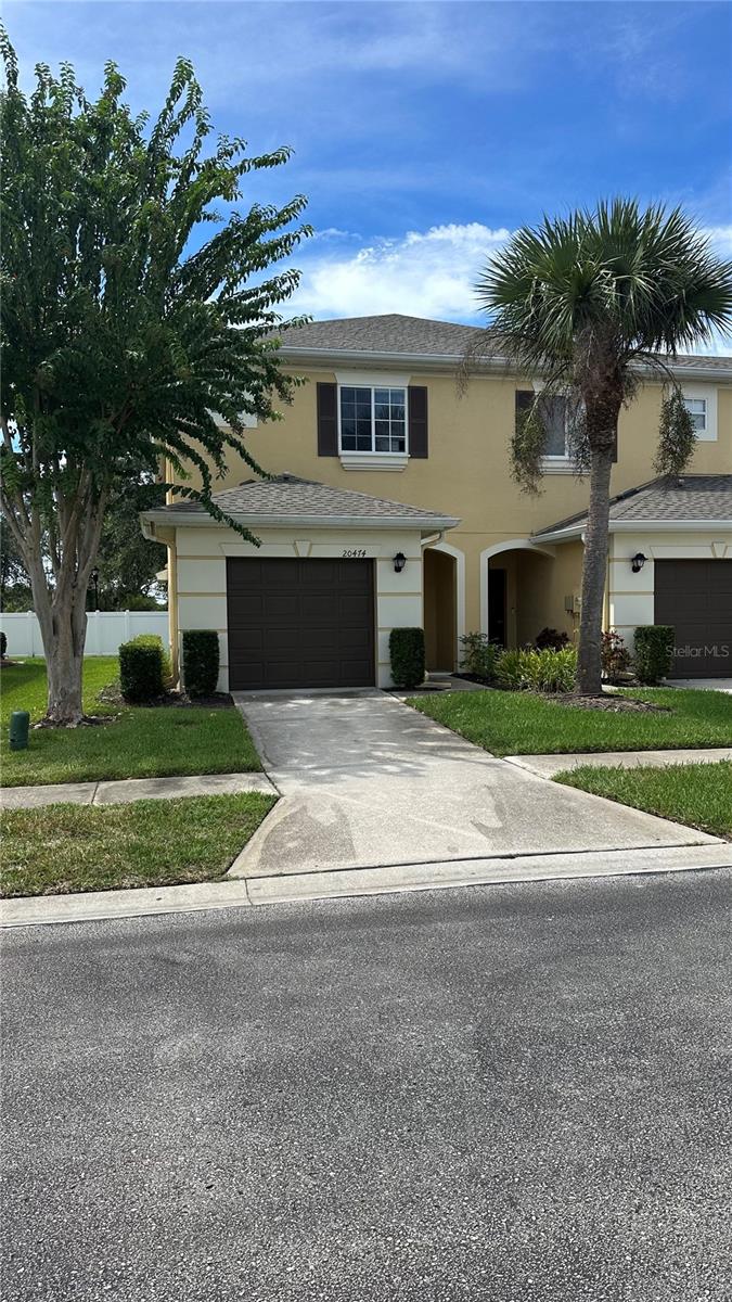 Listing photo id 0 for 20474 Needletree Drive 20474