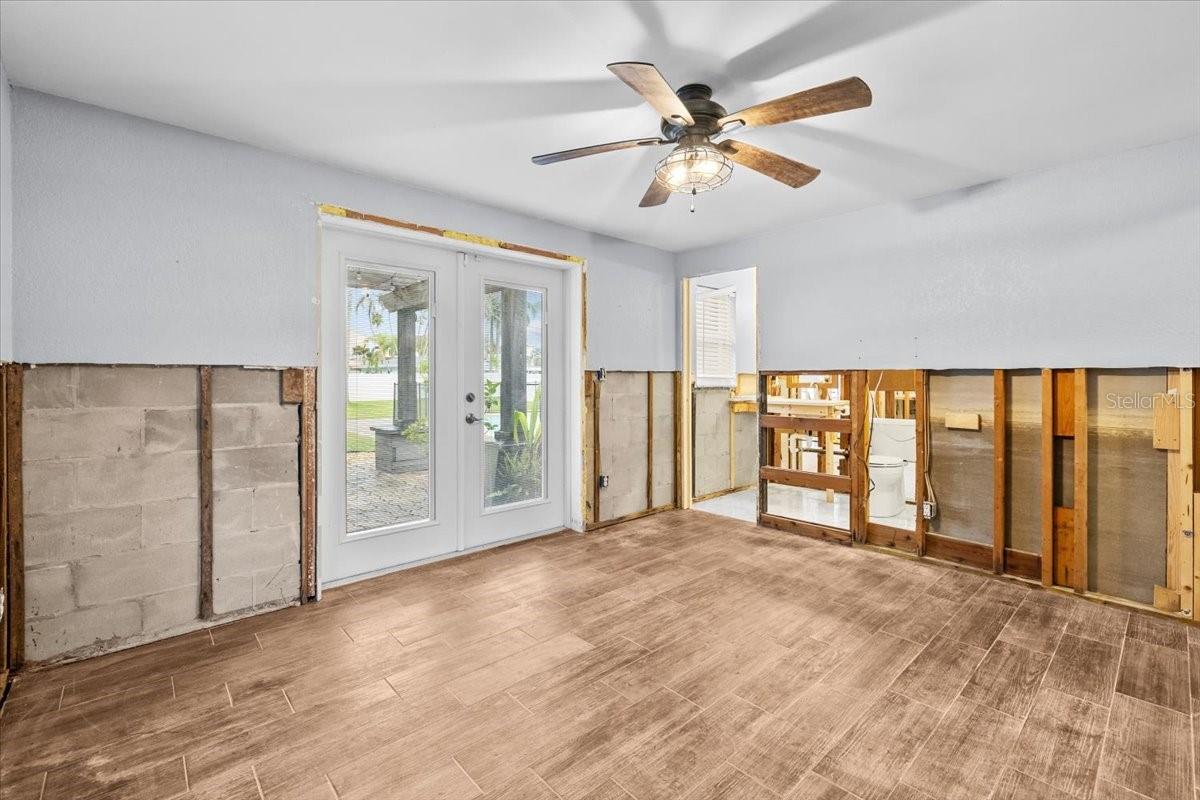 Image 20 of 30 For 5801 Venetian Boulevard Ne