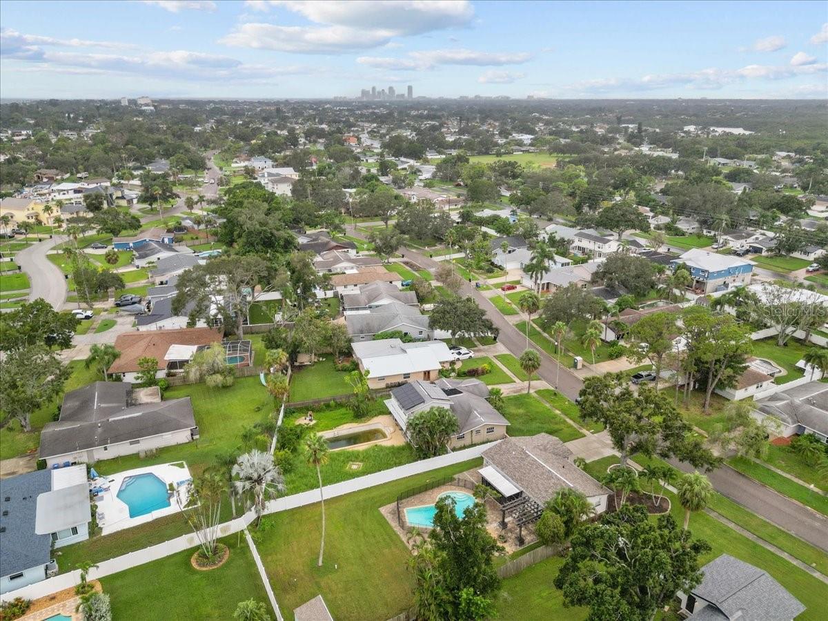 Image 4 of 30 For 5801 Venetian Boulevard Ne