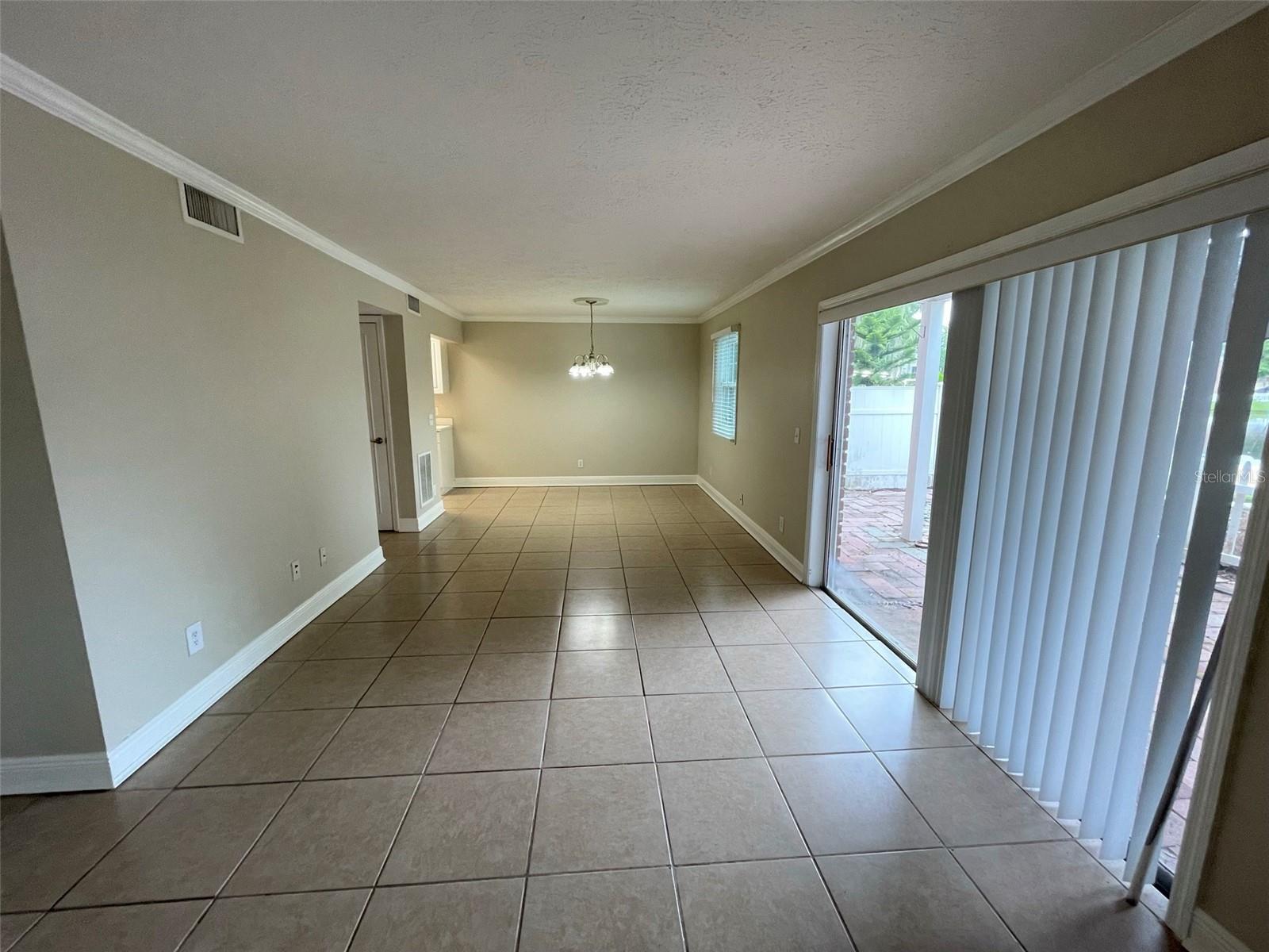 Image 15 of 19 For 13722 Orange Sunset Dr  102