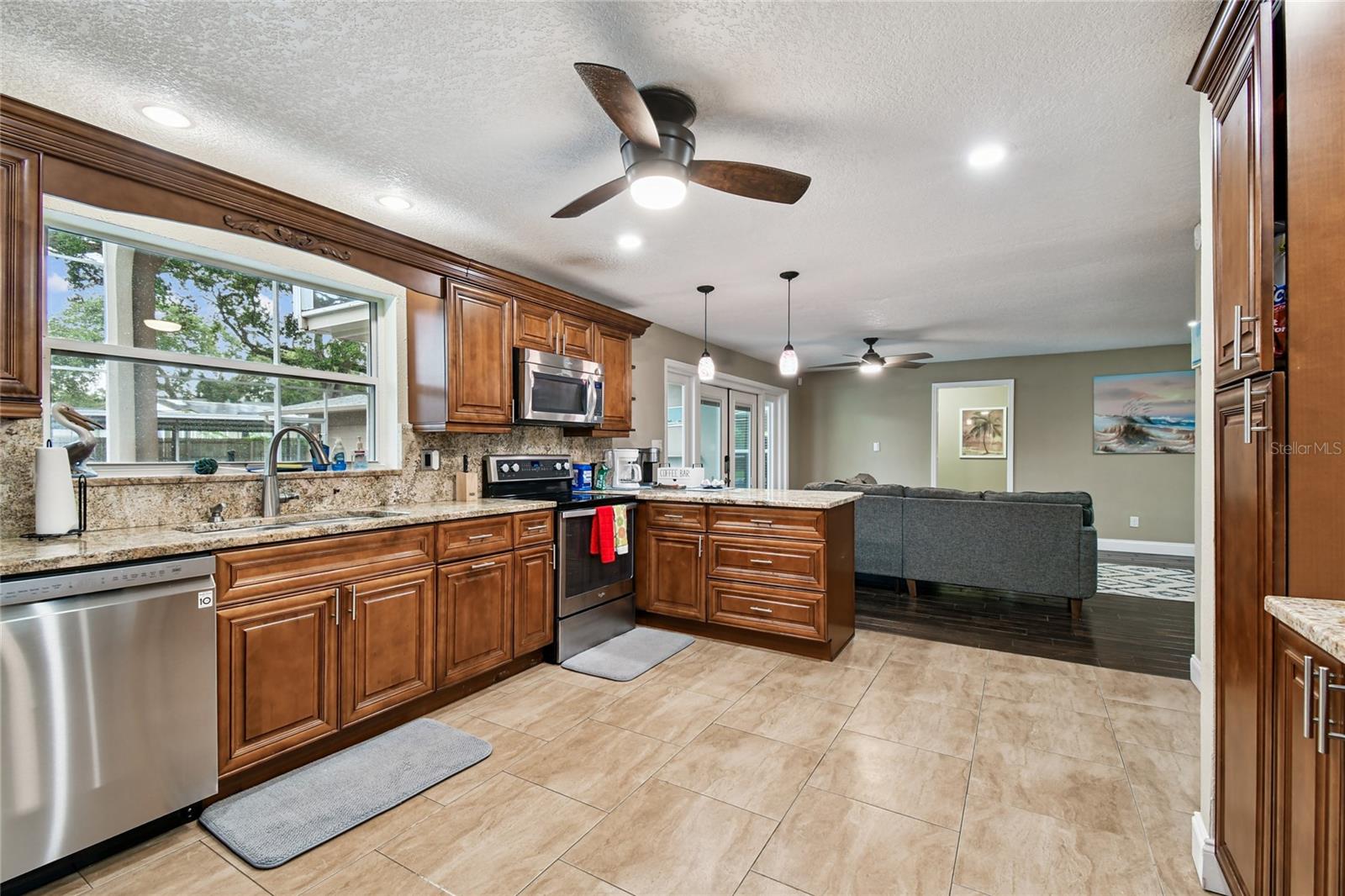 Image 17 of 85 For 1948 Belleair Road