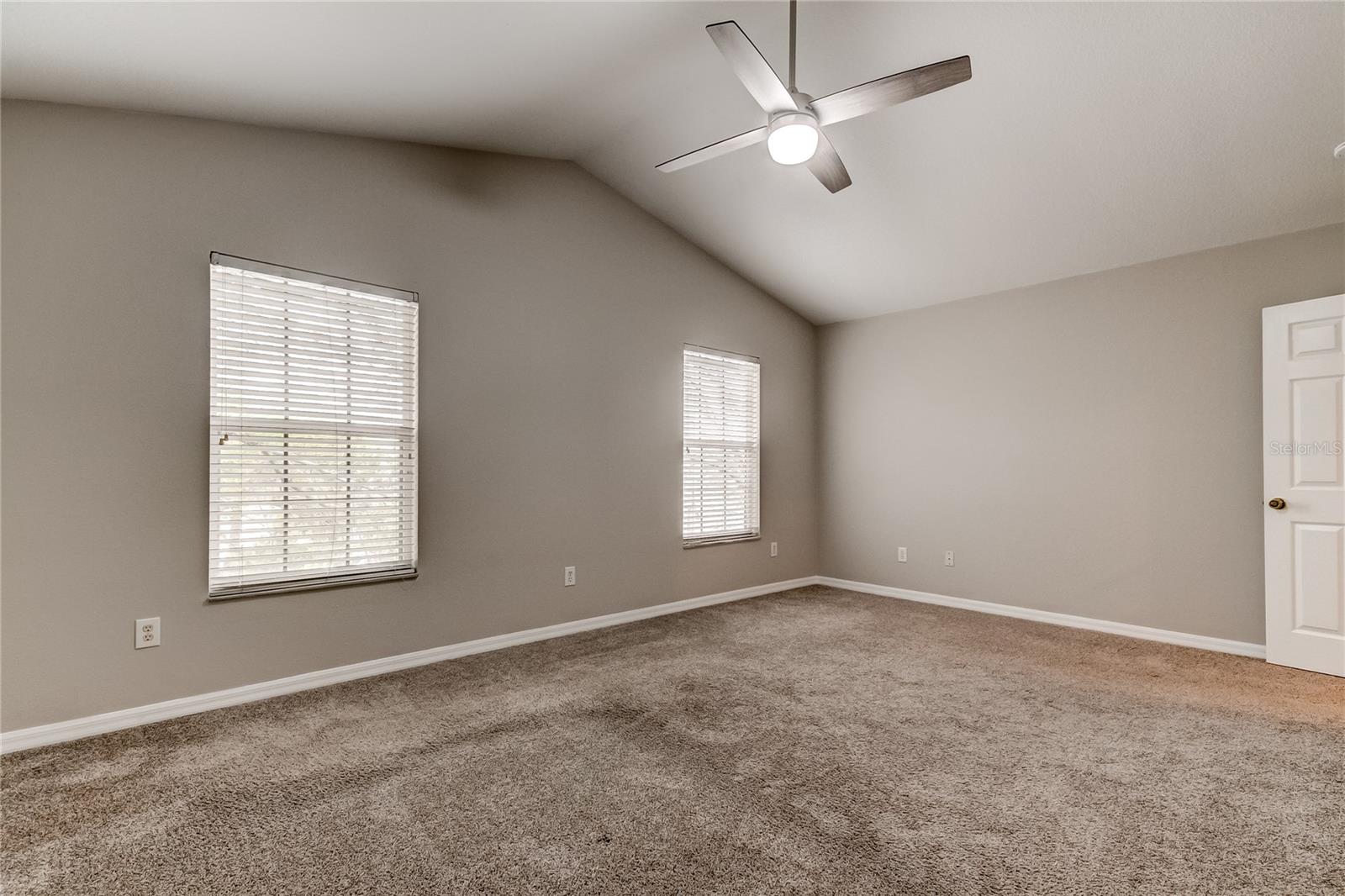 Image 39 of 50 For 11068 Windsor Place Circle