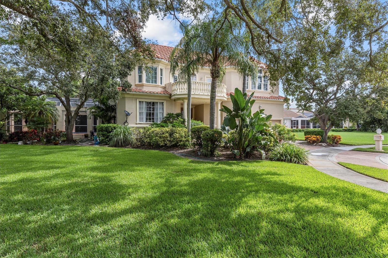 Image 4 of 81 For 5914 La Rosa Lane