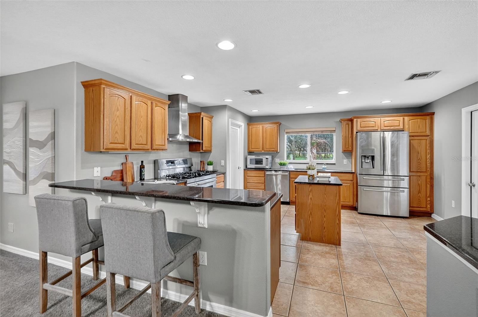 Image 12 of 58 For 17125 Orwell Road