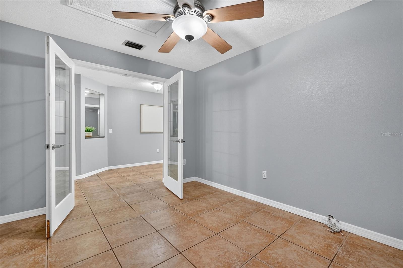 Image 6 of 58 For 17125 Orwell Road