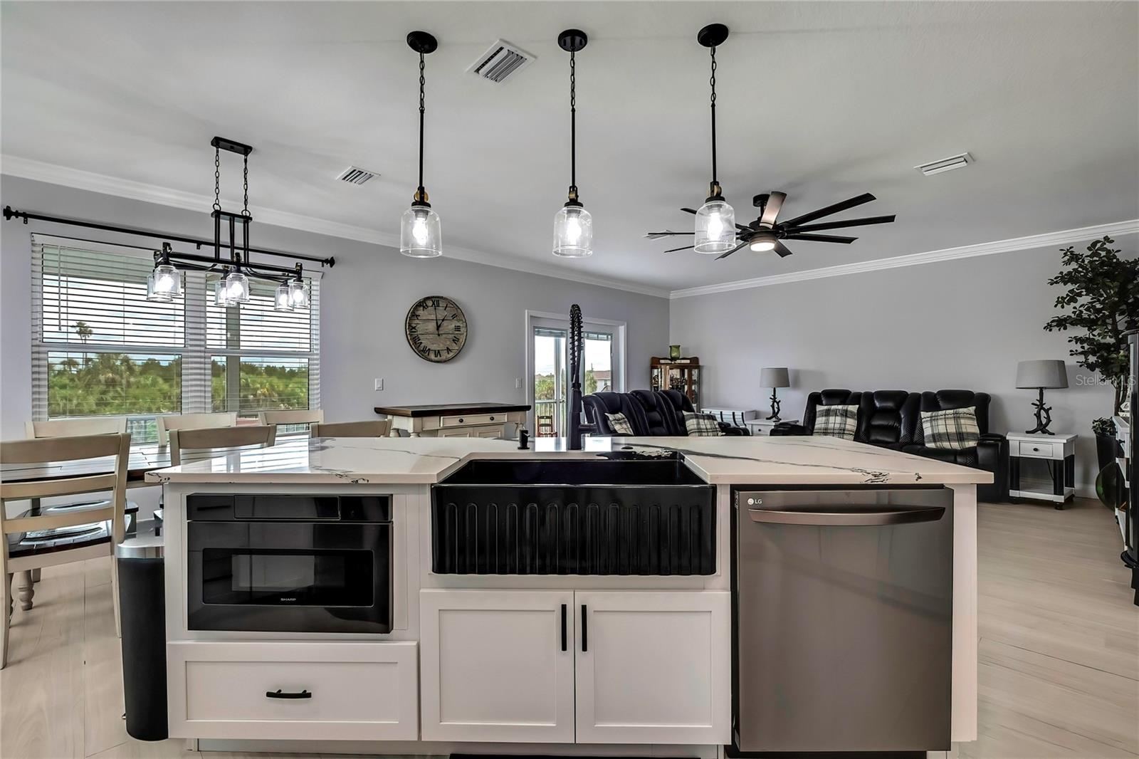 Image 14 of 56 For 3276 Sea Grape Drive