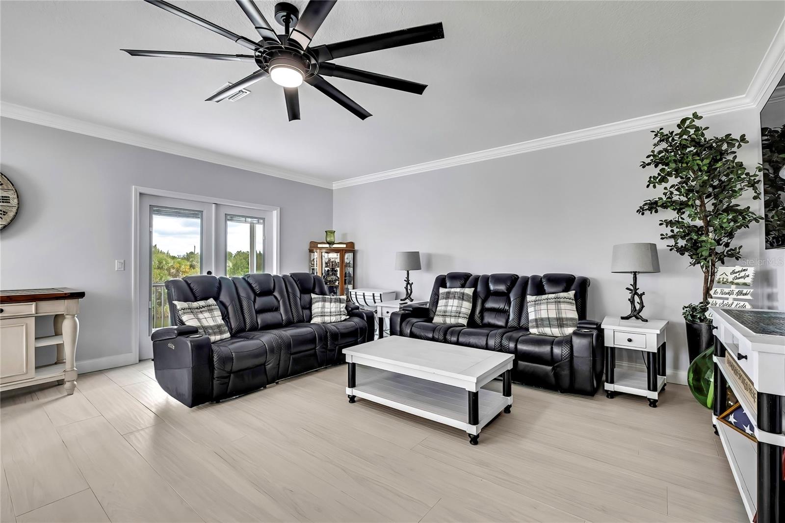 Image 6 of 56 For 3276 Sea Grape Drive