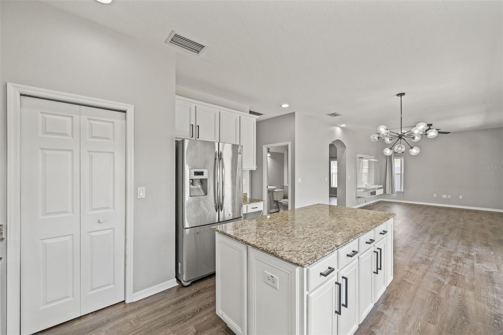 Image 11 of 23 For 10909 Observatory Way