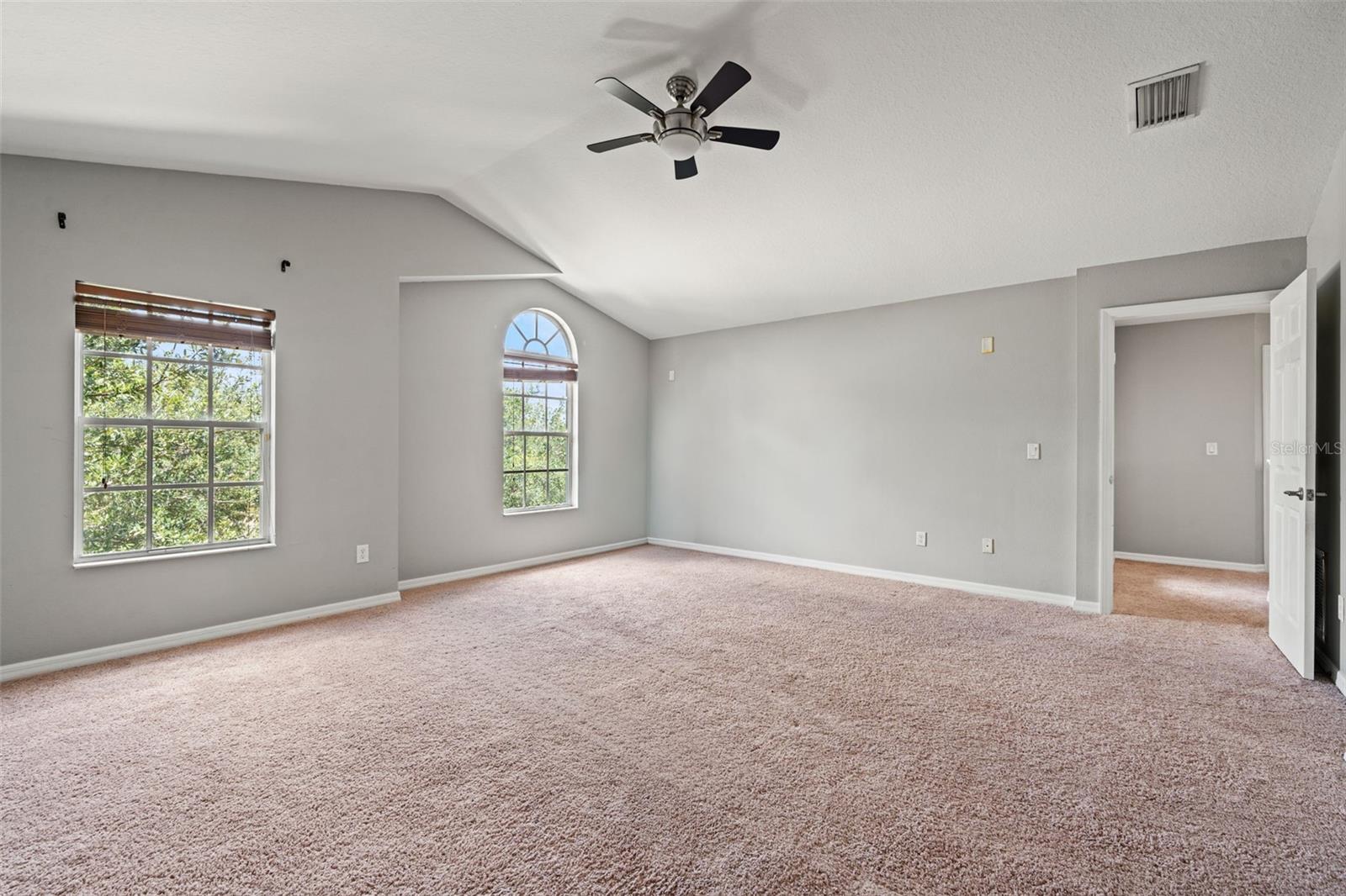 Image 21 of 23 For 10909 Observatory Way
