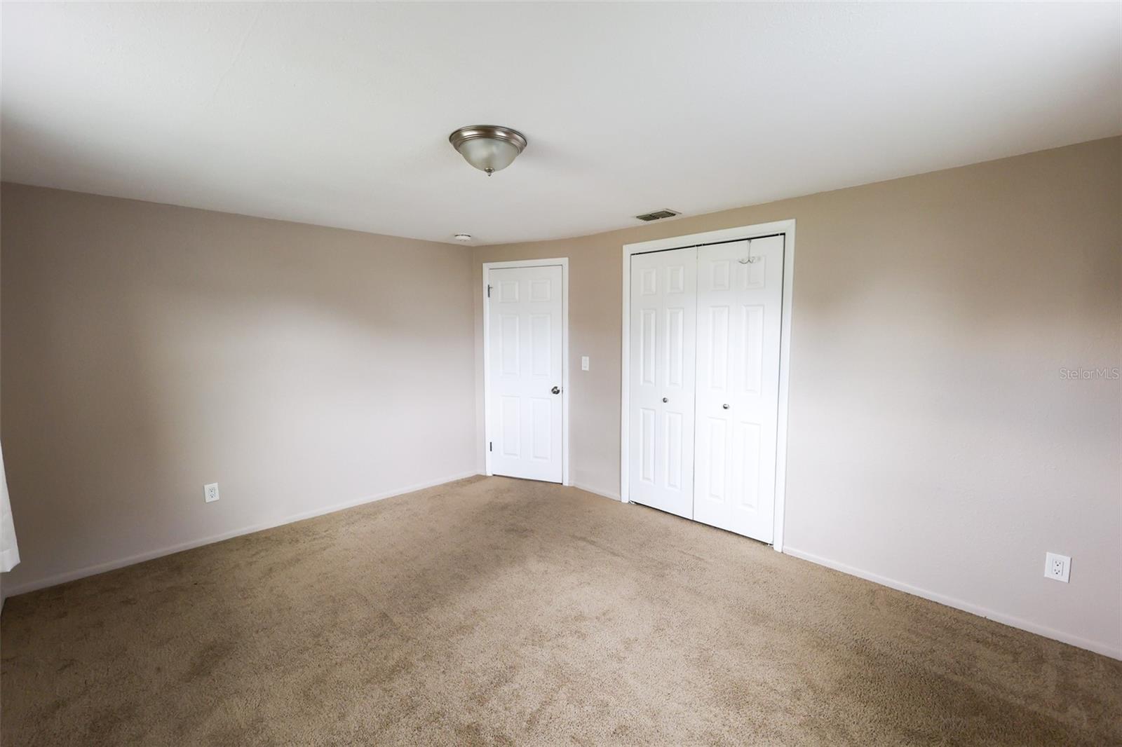 Image 16 of 21 For 3349 Silver Hill Drive