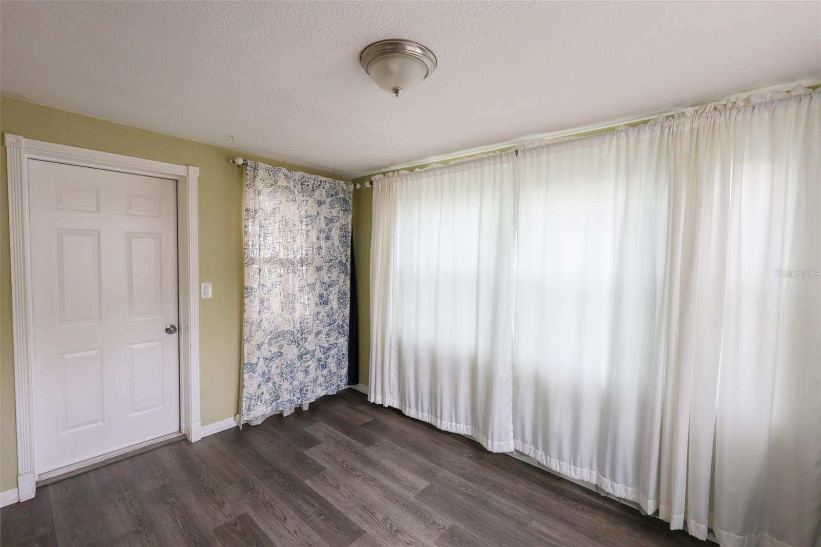 Image 7 of 21 For 3349 Silver Hill Drive