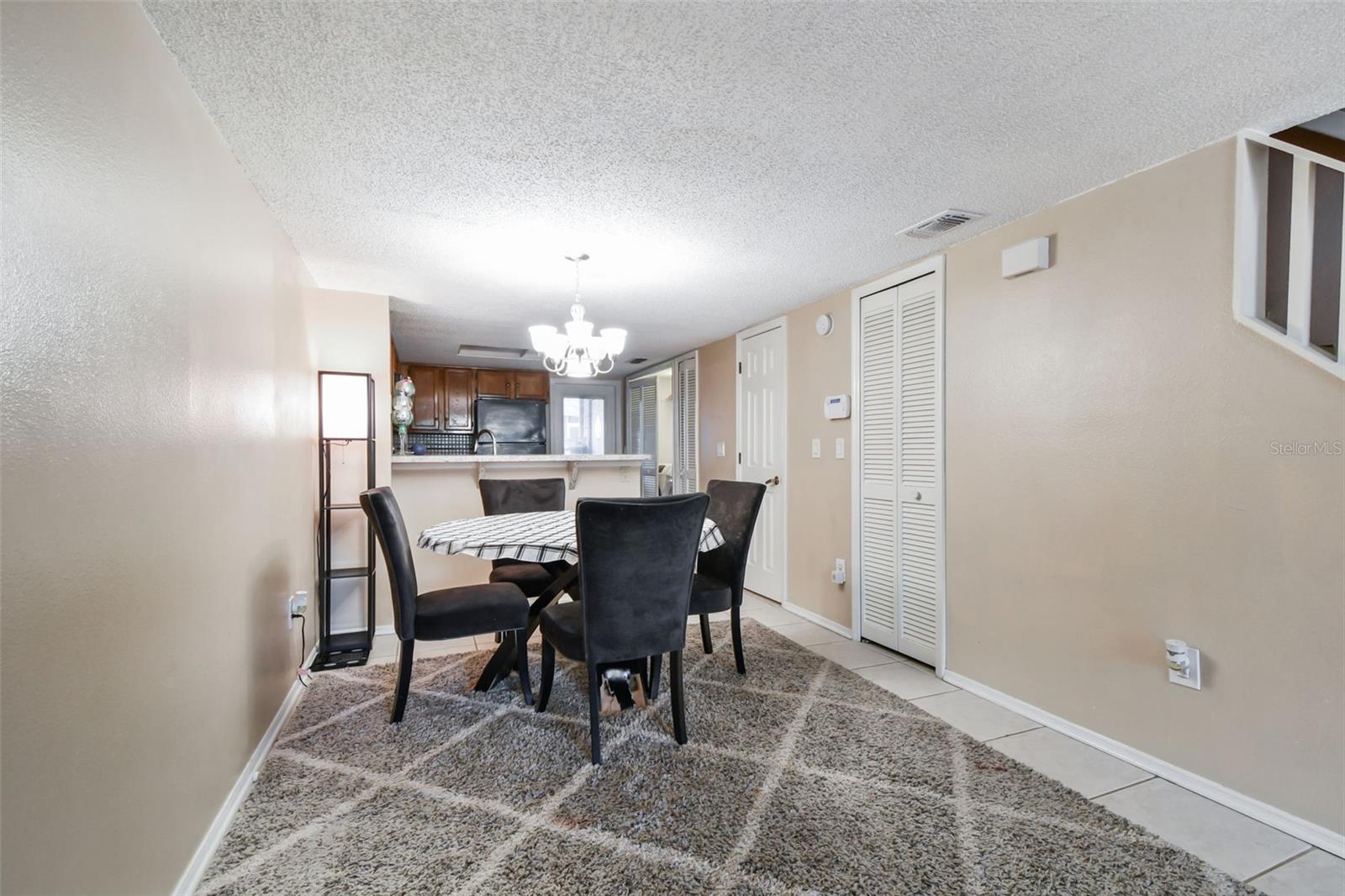 Image 10 of 72 For 2124 Fletchers Point Circle