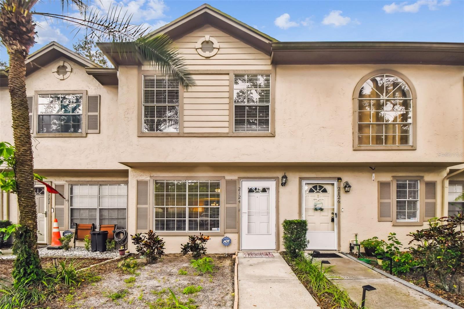 Image 2 of 72 For 2124 Fletchers Point Circle